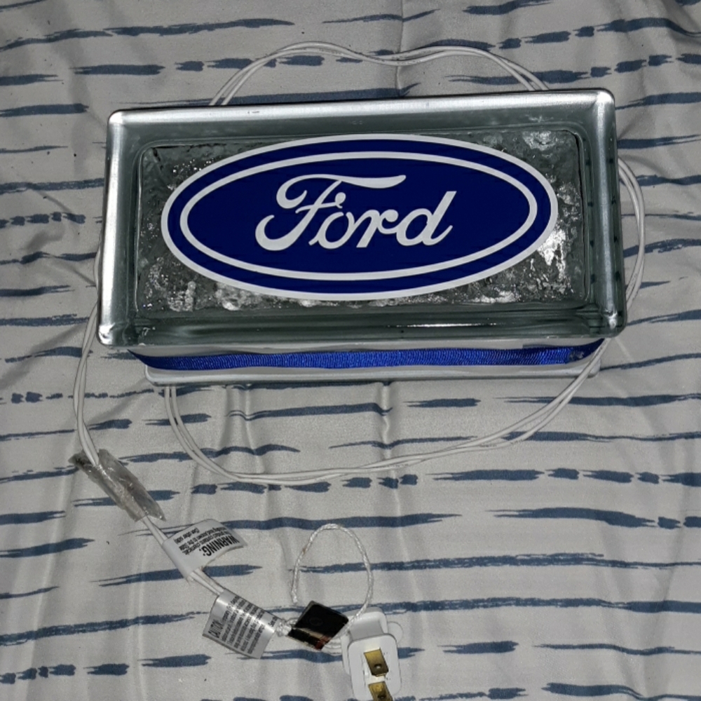 Ford night lamp